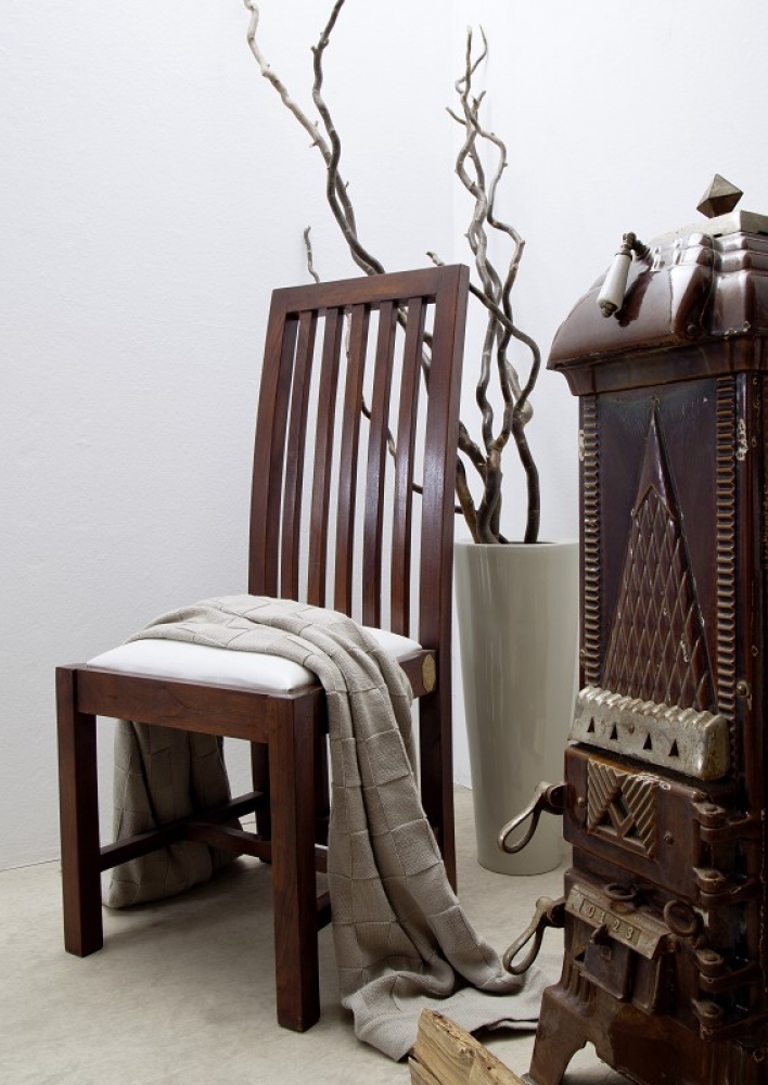 Masiv24 - Koloniální čalouněná židle, masivní akátový nábytek, bílá ZENO CAMBRIDGE